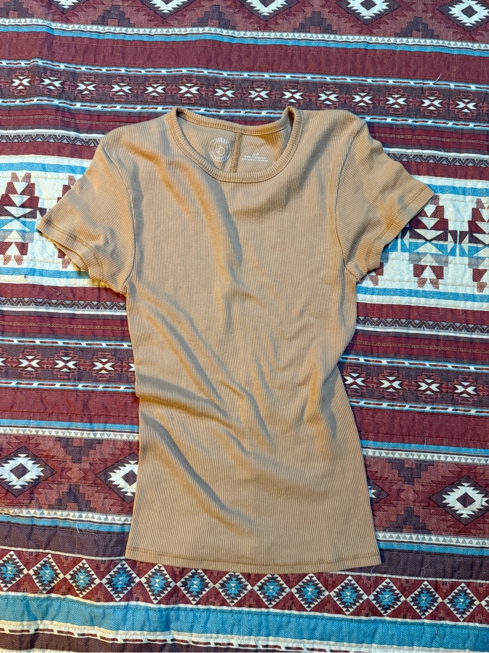 Urban Outfitters Ribbed Short Sleeve Tee in tan size small